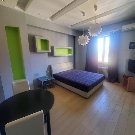 Apartman Kosta Lux Belgrado Buitenkant foto
